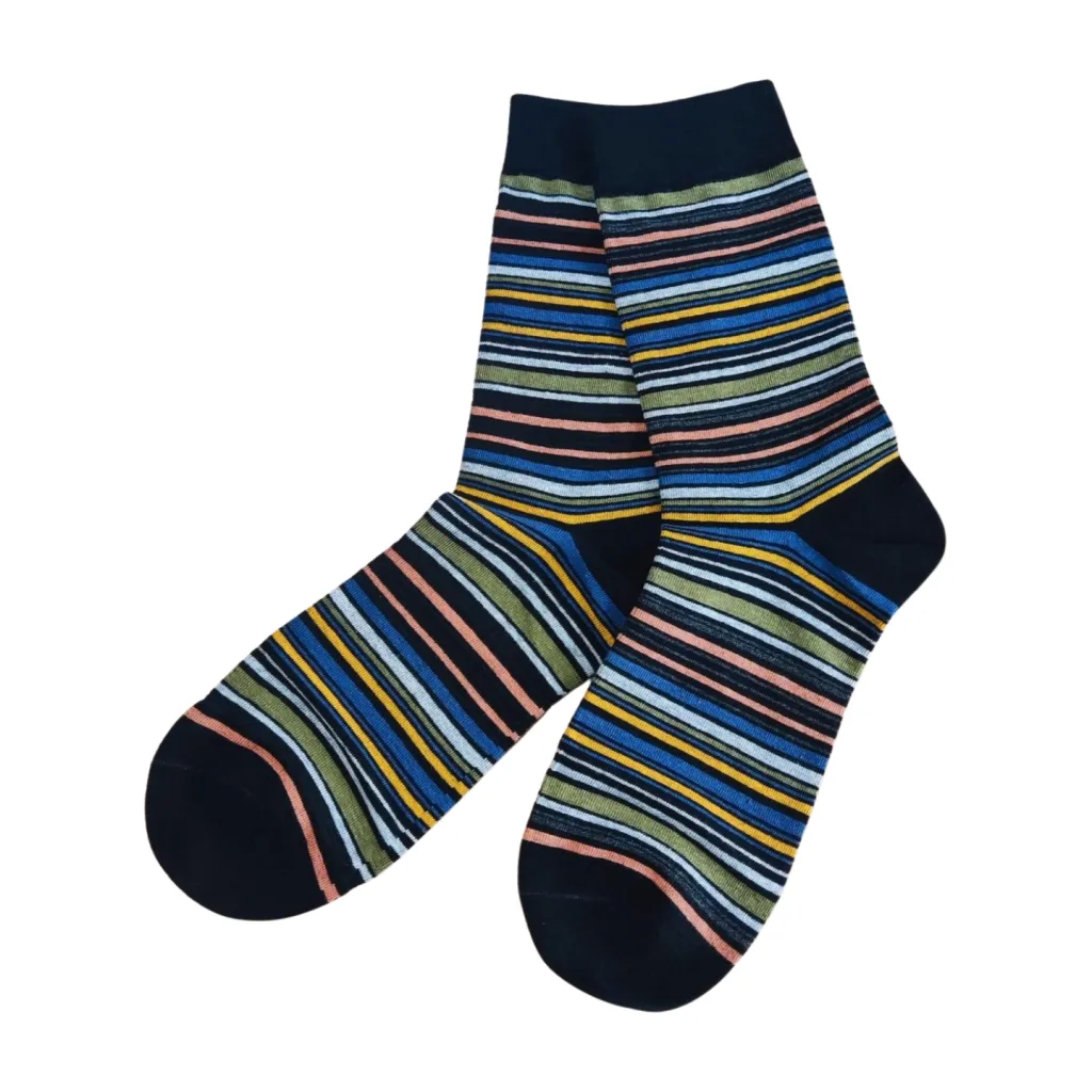 calcetines rayas color negro